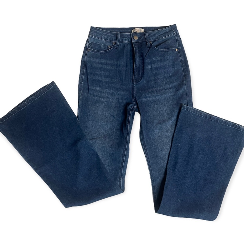 Wonderly Flare Jeans NWT